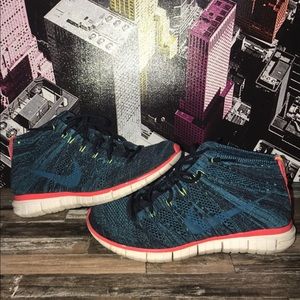 Nike free flyknit chukka sz 8. Obsidian colorway.
